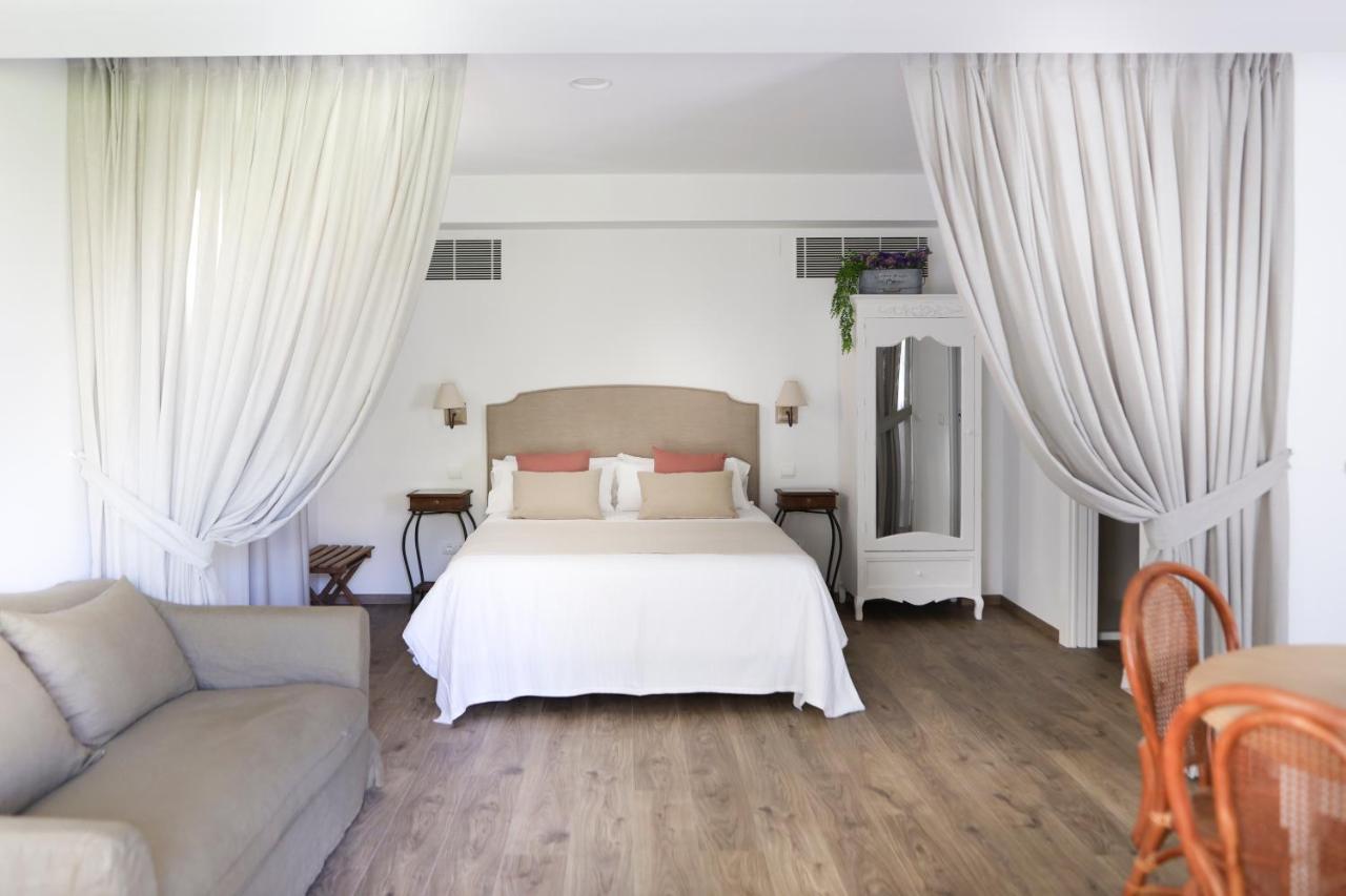 Le Petit Boutique Hotel (Adults Only) Σανταντέρ Εξωτερικό φωτογραφία